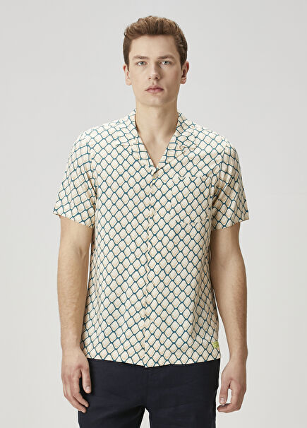 Regular Fit Geometric Patterned Short Sleeve Shirt