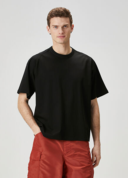 Black T-Shirt