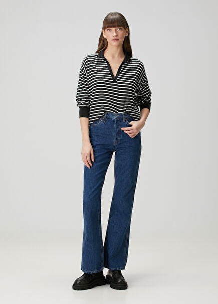The Riding Flare Navy Jeans