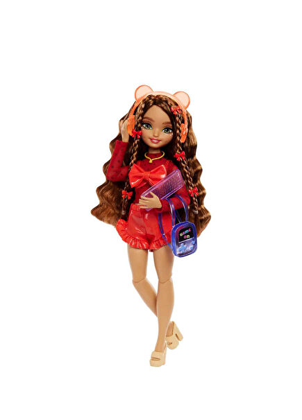 Dream Besties Teresa Doll & Accessories Playset HYC23