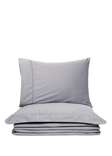 Boras Antrasit ‘H’ Monogram Jakarlı Organik Pamuk Saten Çift Kişilik Nevresim Takımı 200×220 cm