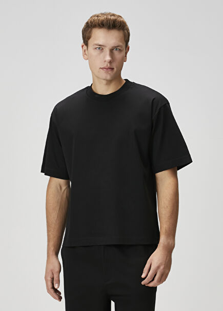 Siyah Logo Baskılı T-shirt