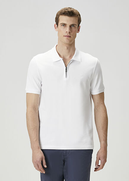Beyaz Polo Yaka T-shirt
