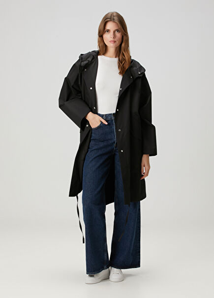 Black Hooded Logo Detailed Parka