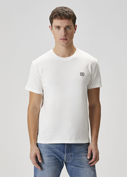 Ivory Logo Detailed T-Shirt
