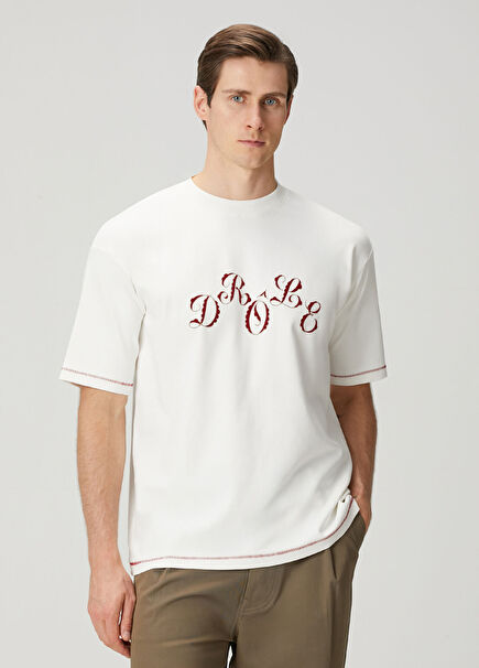 Beyaz Logo Baskılı T-shirt