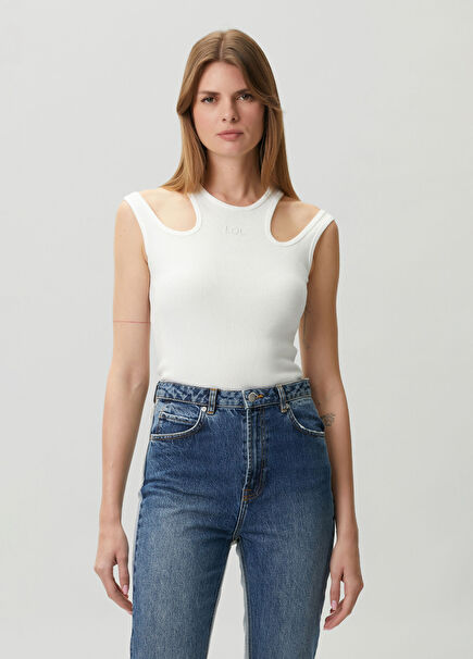 Hailey Cut-Out Detaylı Beyaz Bluz