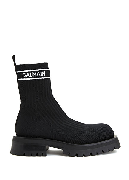 Siyah Çorap Formlu Kadın Bot