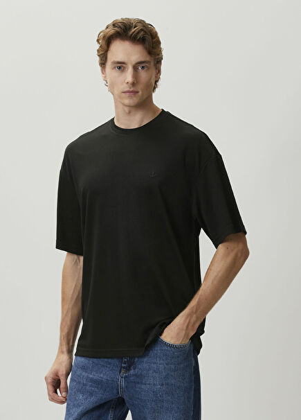 Siyah T-shirt
