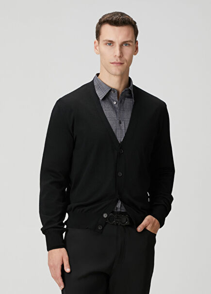 Siyah Yün Triko Hırka