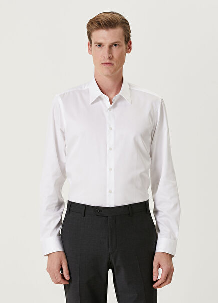 Custom Fit Beyaz Gömlek