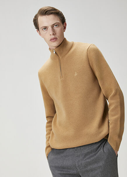 Camel Zippered Basic Wool Sweater