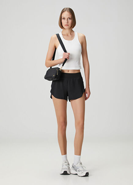 Fast and Free High-Rise Split Siyah Şort 3"