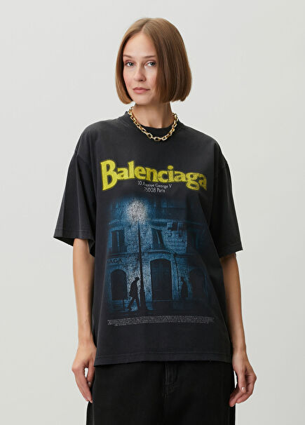 Oversized Siyah Baskılı T-shirt