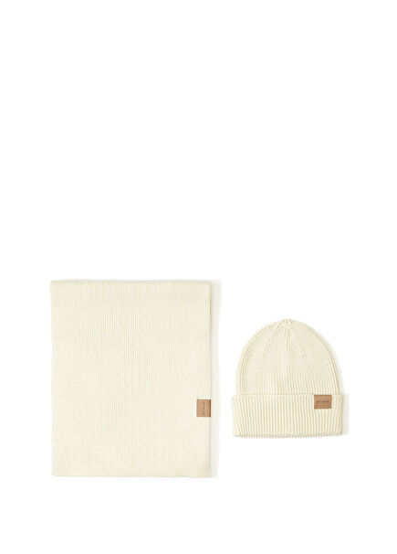 Ecru Scarf And Beanie Set