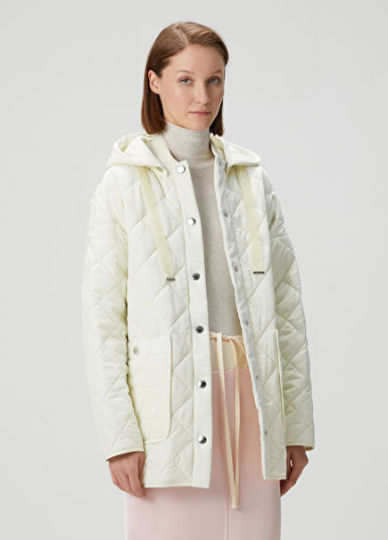 Aura Beige Quilted Jacket