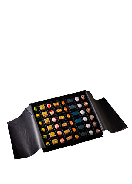 By Swissôtel The Bosphorus Istanbul 48-piece Praline Chocolate Box