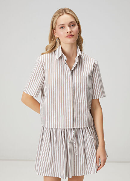 Kahve Beyaz Çizgili Taşlı Gömlek