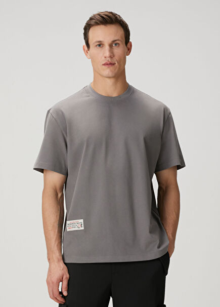 Gri Logo Detaylı T-shirt