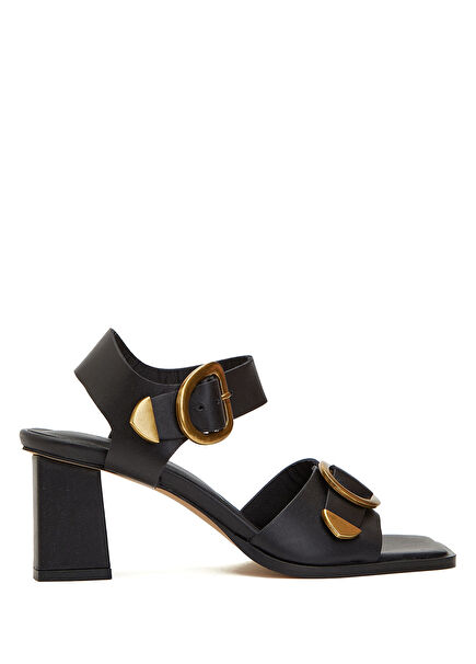 Siyah Amorf Tokalı Topuklu Deri Sandalet