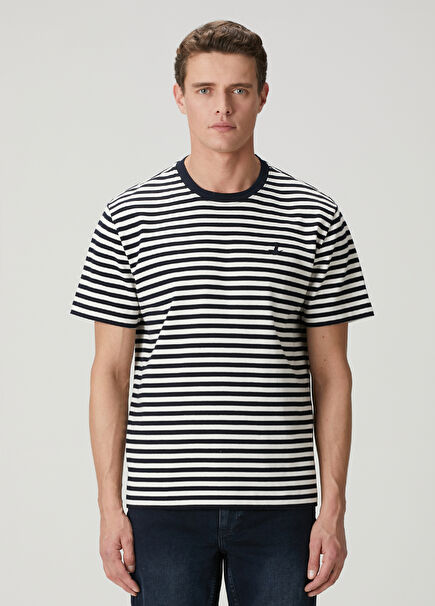 Lacivert Beyaz Çizgi Desenli T-shirt