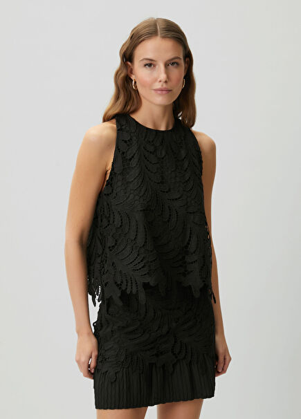 Siyah Güpür Evaze Bluz