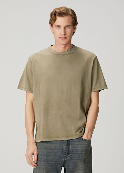 Haki Basic T-shirt