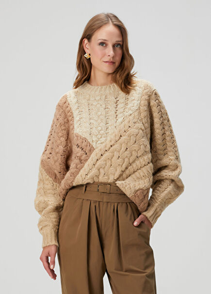 Daryl Beige Colorblocked Cable Knit Sweater
