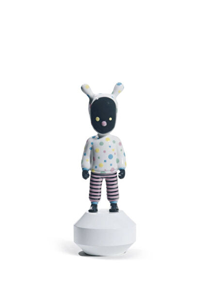 The Guest By Ricardo Cavdo Little Porcelain Sculpt