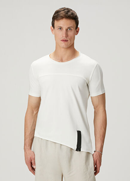 White Zipper Detailed T-Shirt