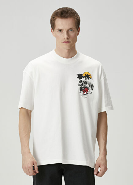 Breaker White Figure Printed Organic Cotton Tshirt