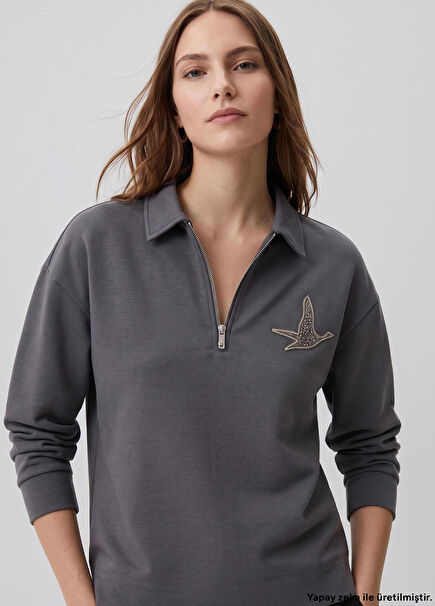 Grey Stone Logo Detailed Sweatshirt