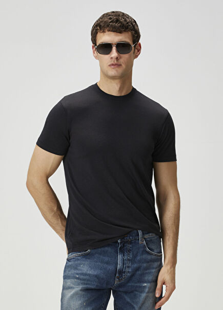 Siyah T-shirt