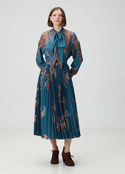 Mavi Çiçekli Pileli Midi Etek