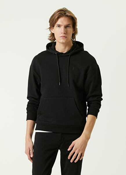 Siyah Kapüşonlu Sweatshirt