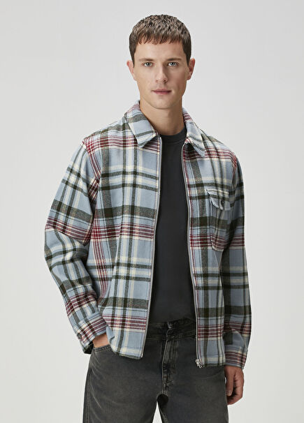 Çok Renkli Yün Gömlek