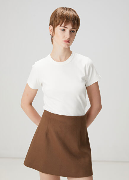 Kırık Beyaz Bisiklet Yaka Basic T-shirt