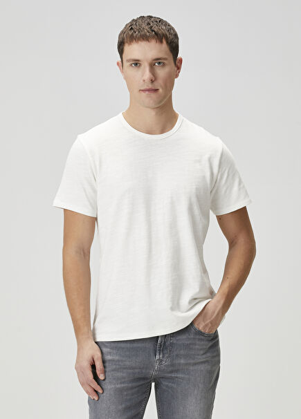 White Basic T-shirt