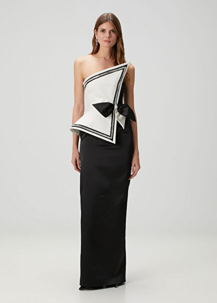 Siyah Beyaz Straplez Maksi Saten Abiye Elbise