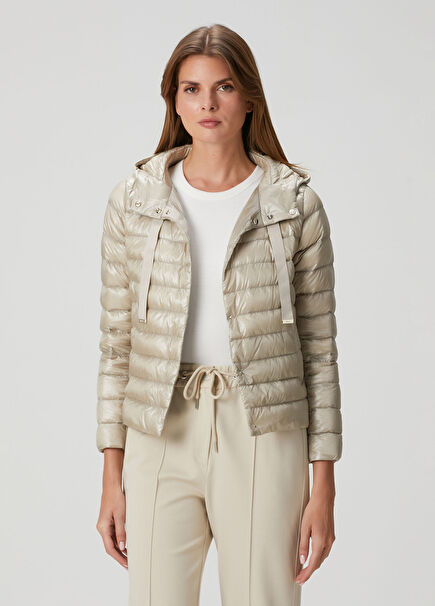 Bej Kapüşonlu Puffer Mont