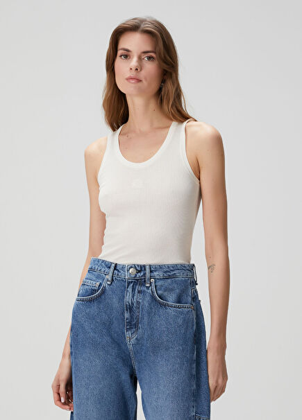 Kırık Beyaz İpek Atlet