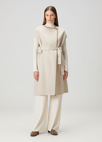 Krem Beli Kuşaklı Yün Pelerin