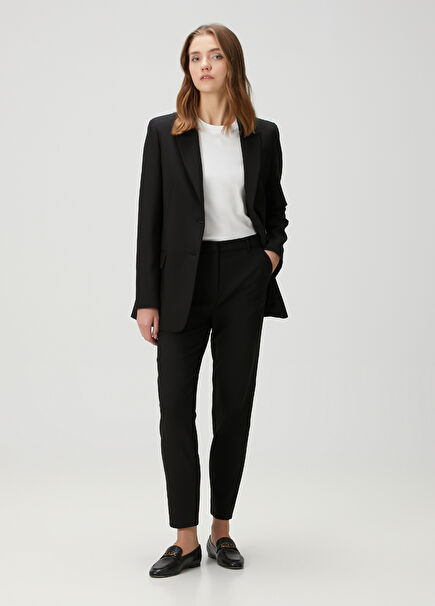 Black Carrot Fit Pants