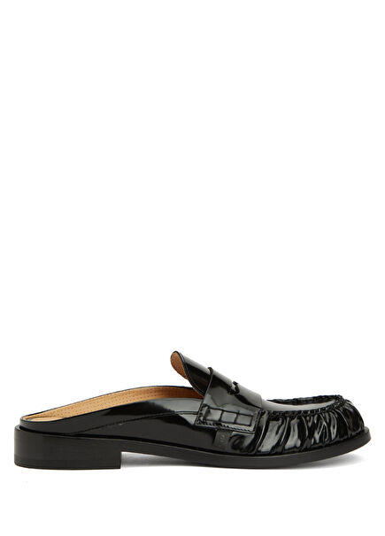 Susy Siyah Kadın Terlik