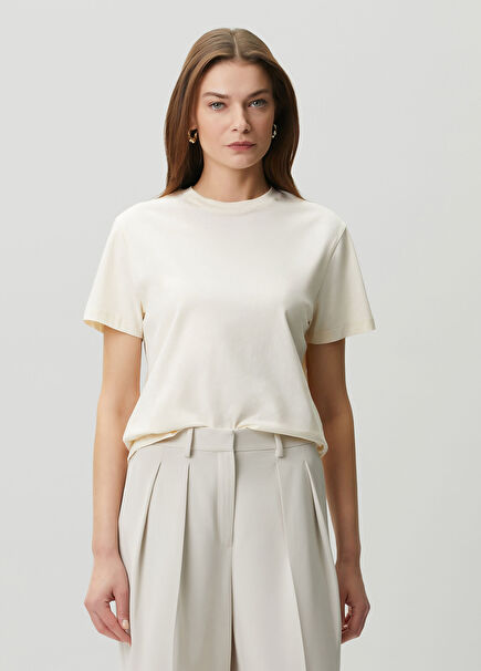Kırık Beyaz Basic T-shirt