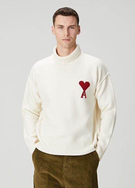 Kırık Beyaz Yün Kazak