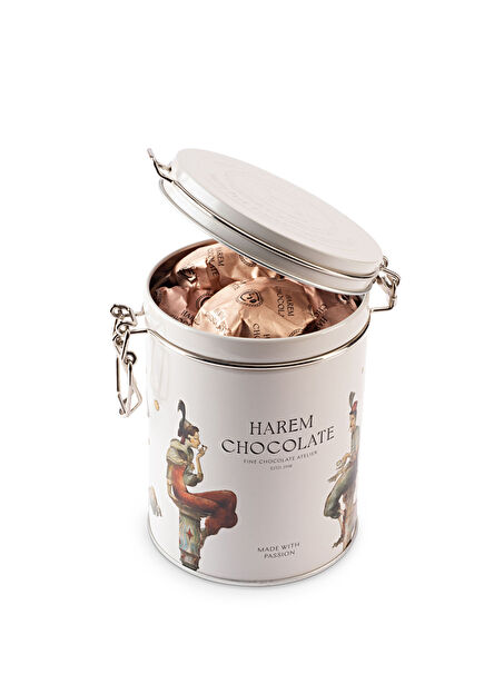 Yıldızlı Metal Kutuda Fıstıklı Sütlü Bitter Roş Çikolata 260g