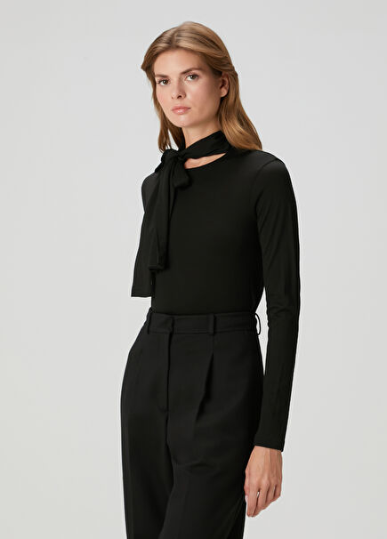 Black Shawl Detailed Wool Blouse