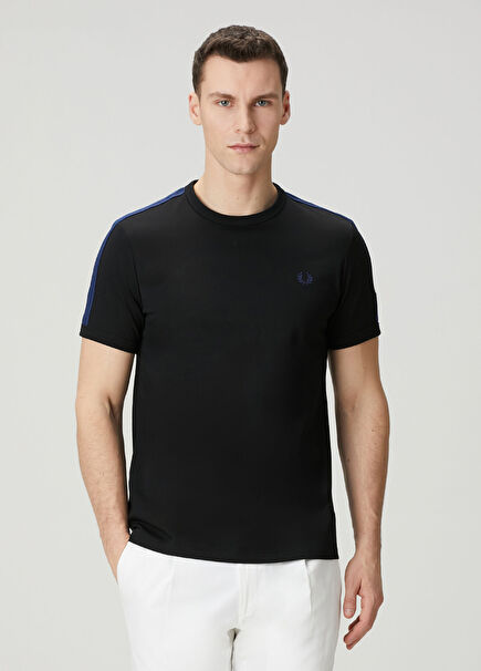 Siyah Şerit Garnili T-shirt