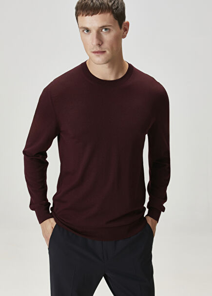 Burgundy Wool Knitwear